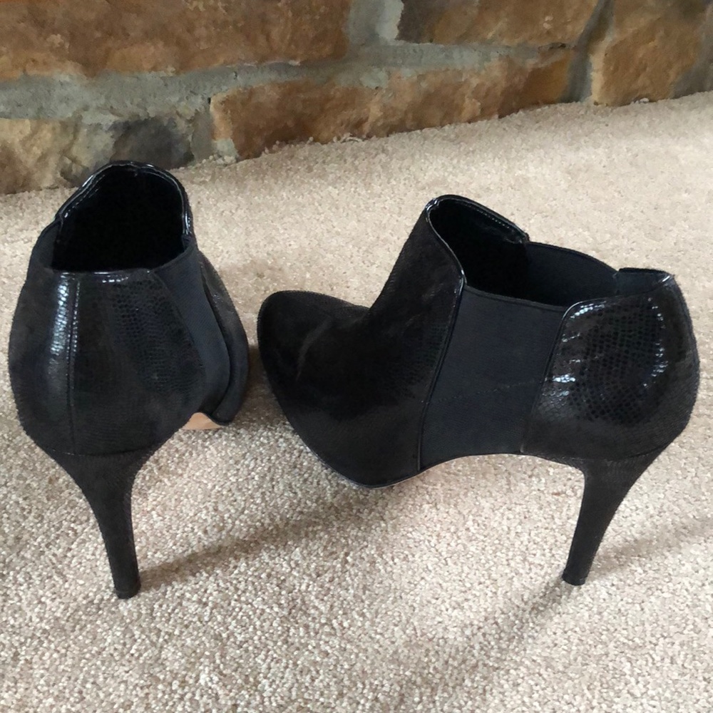Boots - Picture 2 of 4